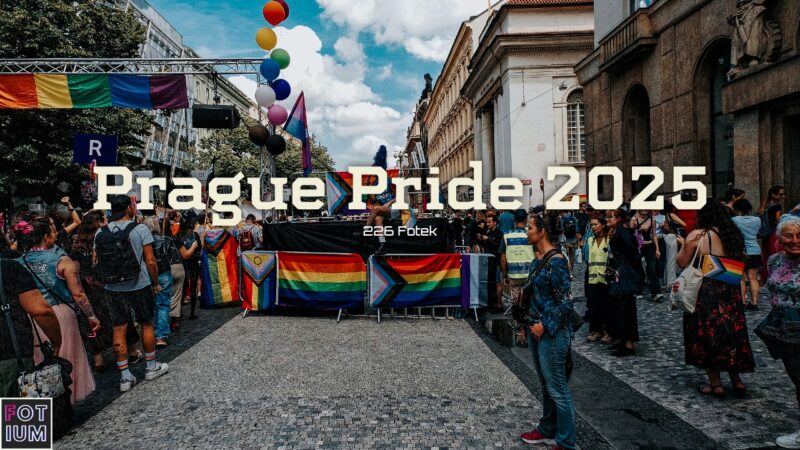 Prague Pride 2025 Festival hrdosti Praha Prague Pride průvod LGBT akce Praha Drag show Praha Průvod hrdosti 2025 fotografie Fotium Pride fotografie Reportáž Prague Pride Fotografie festival Praha LGBTQ komunita Česko